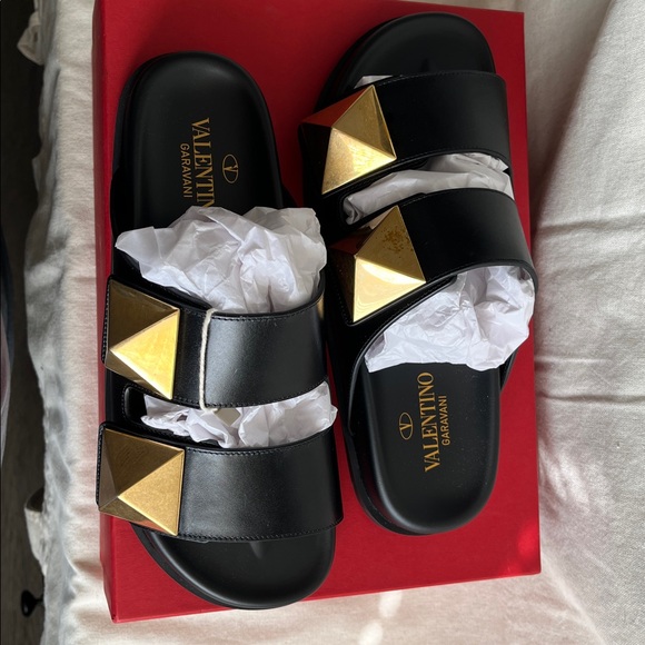 Valentino Garavani Shoes - Valentino Garavani Roman Stud Sandal